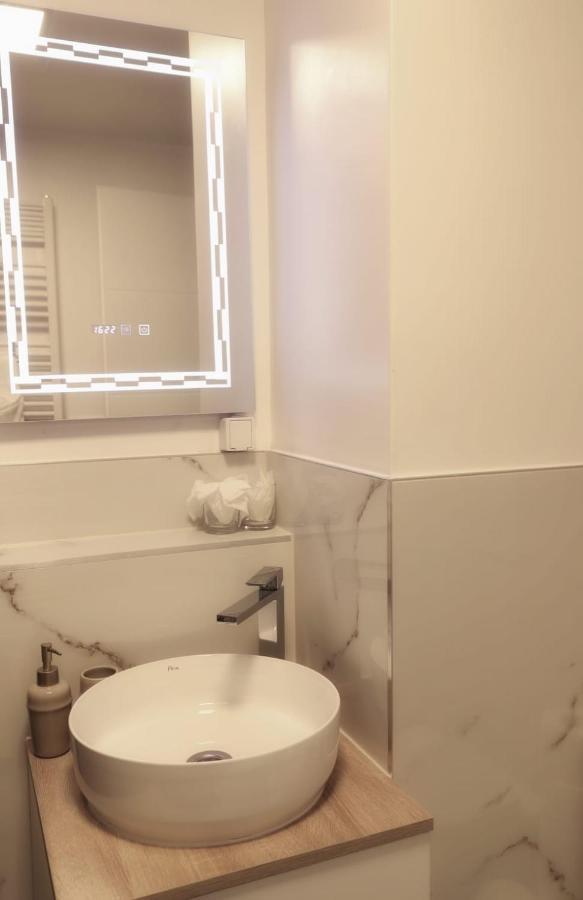 Apartman Nila Appartement Vukovar Buitenkant foto